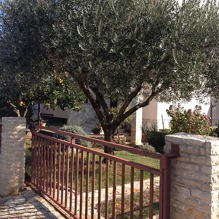 Stinjan, Istria 5 *